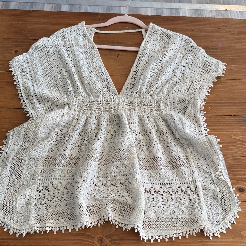 Xhilaration Cream Crochet‎ Lace Fabric